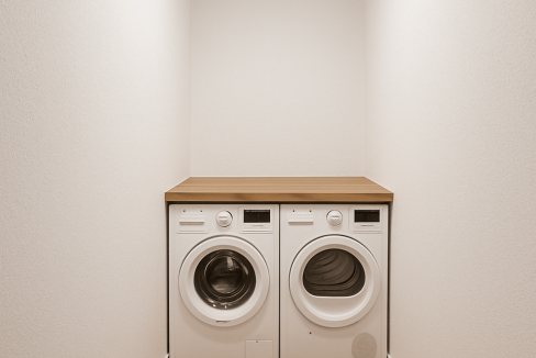 2630956-aUHcQVq694HnCGjyDKaarBcH-HWR