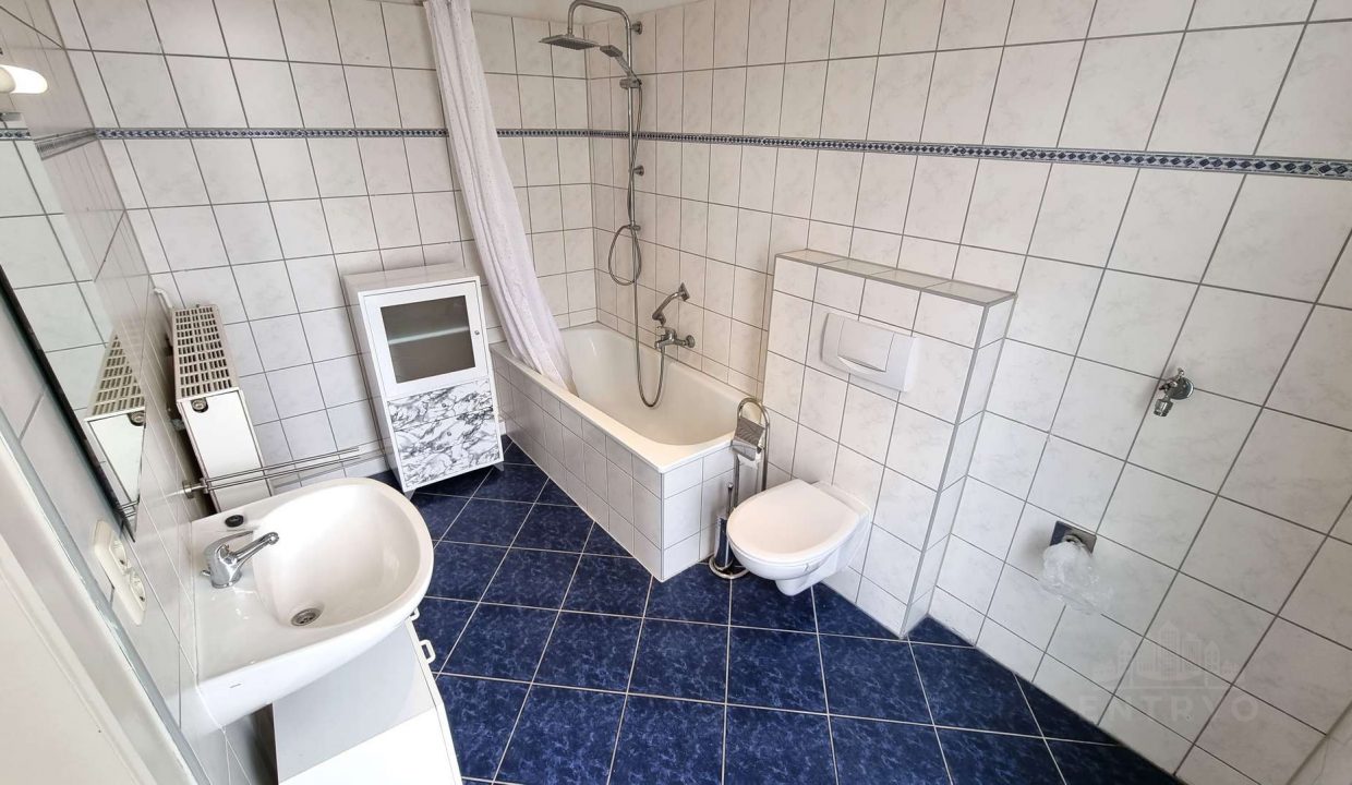 2072430-S8W7vUAXVShH9jMLi6FvfJfQ-20240330_123304-1