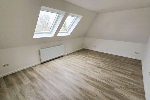 5209976-2GtYmbK1riJ7ekiecqCh981o-20260320_112130-3