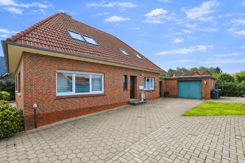 5209976-Xn82W7tQV9DGL9ijtMgp6cvg-Bild-Aushang-1-3