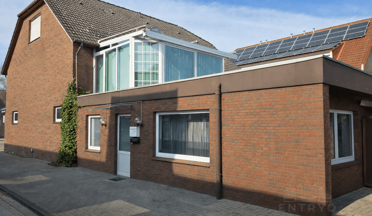 5209799-H3MSUdhABJTSvaepwdkEk6QR-Zweigeschossiges-Haus-in-Wiesmoor-1