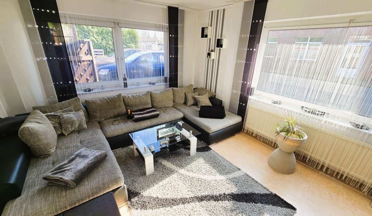 5209799-QWKse1Eycu2G8P2i3UGXn5Xb-Aushang-1