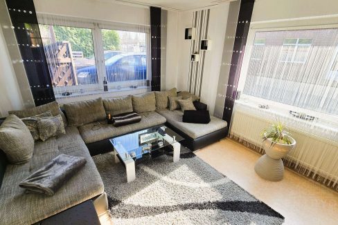 5209799-QWKse1Eycu2G8P2i3UGXn5Xb-Aushang-1